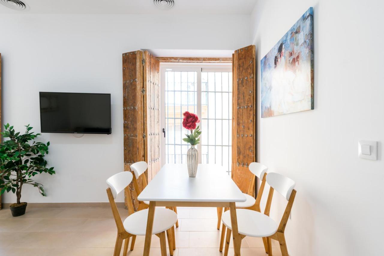 Olehousing-San Lorenzo Sevilla Bagian luar foto