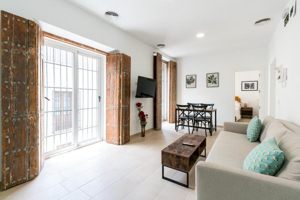 Olehousing-San Lorenzo Sevilla Bagian luar foto